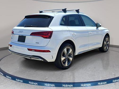Ibis White 2023 Audi Q5 40 Premium