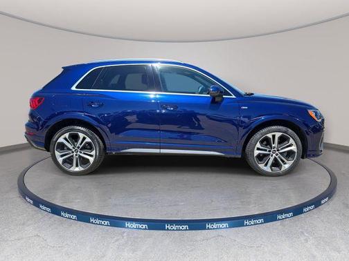 Navarra Blue Metallic 2021 Audi Q3 45 S line Premium