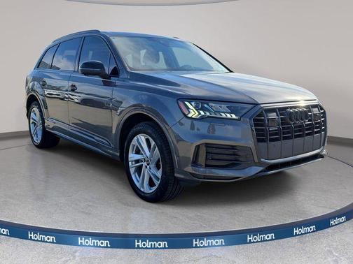 2023 Audi Q7 45 Premium Plus