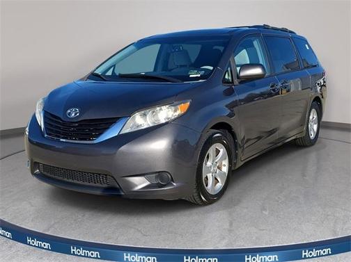 2013 Toyota Sienna LE