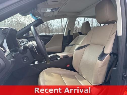 2019 Lexus ES 350 Luxury