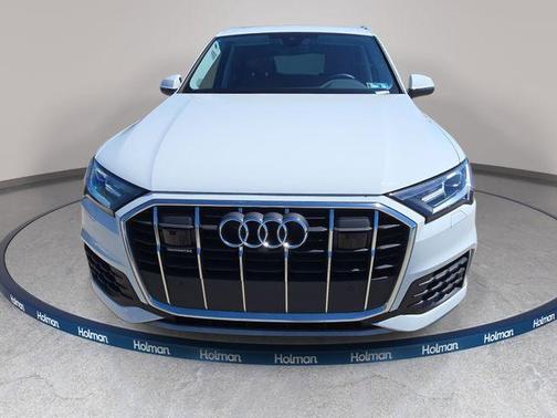 Carrara White 2023 Audi Q7 55 Premium Plus
