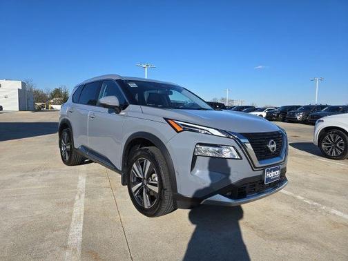 2022 Nissan Rogue Platinum