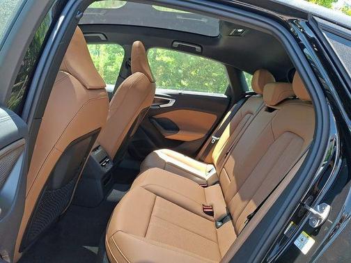 Mythos Black Metallic 2026 Audi A5