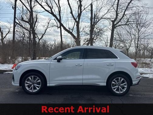 2025 Audi Q3 45 S line Premium