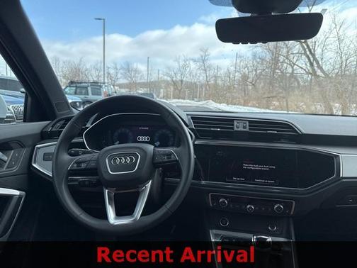 2025 Audi Q3 45 S line Premium