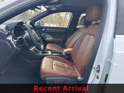 2025 Audi Q3 45 S line Premium