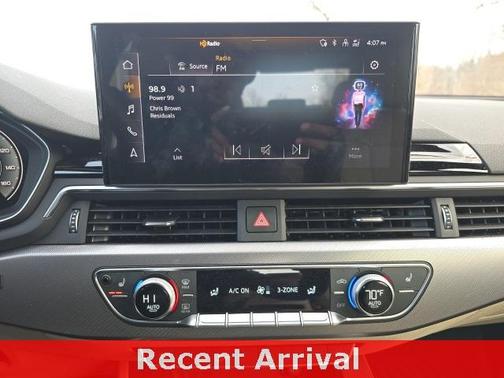 2023 Audi A4 45 S line Premium Plus
