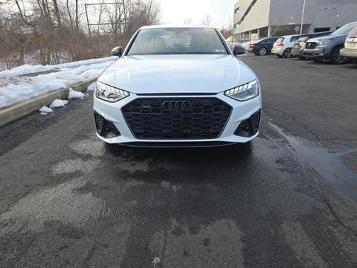 2023 Audi A4 45 S line Premium Plus