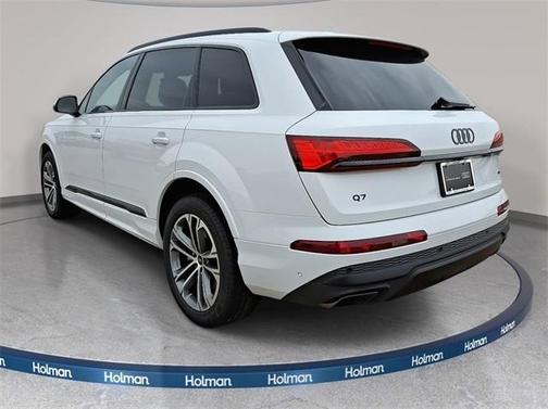 2026 Audi Q7 45 Premium Plus