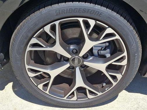 Mythos Black Metallic 2026 Audi A6 Base