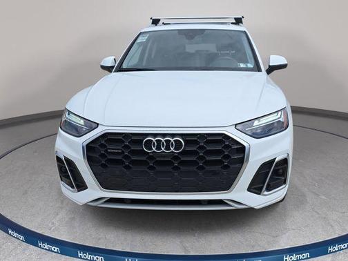 Ibis White 2023 Audi Q5 45 S line quattro Premium