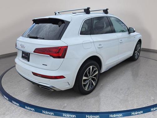 Ibis White 2023 Audi Q5 45 S line quattro Premium