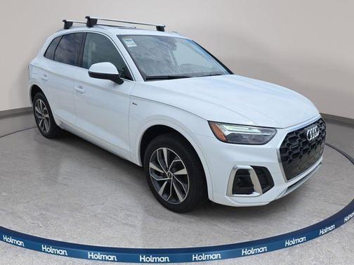 Ibis White 2023 Audi Q5 45 S line quattro Premium