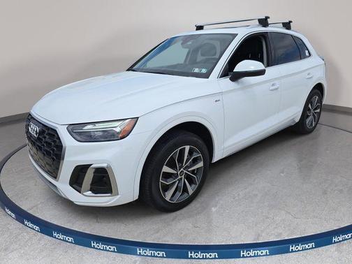 Ibis White 2023 Audi Q5 45 S line quattro Premium