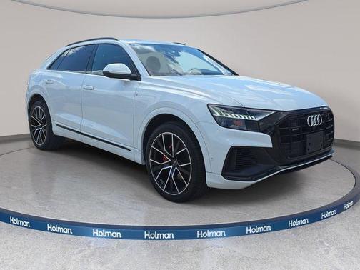 Glacier White Metallic 2023 Audi Q8 55 Premium Plus
