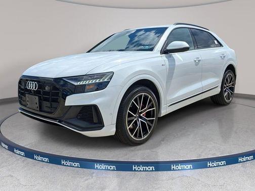 Glacier White Metallic 2023 Audi Q8 55 Premium Plus