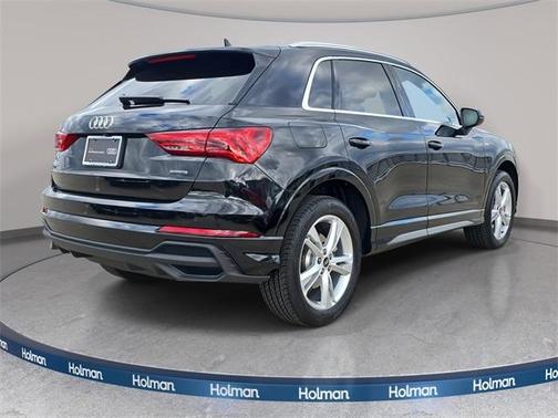 2024 Audi Q3 45 S line Premium