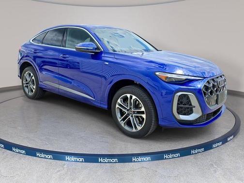 Ultra Blue Metallic 2025 Audi Q5 2.0T Premium