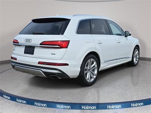 2025 Audi Q7 55 Premium Plus