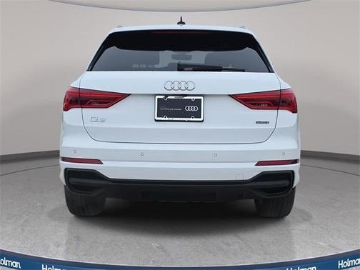 2025 Audi Q3 45 S line Premium