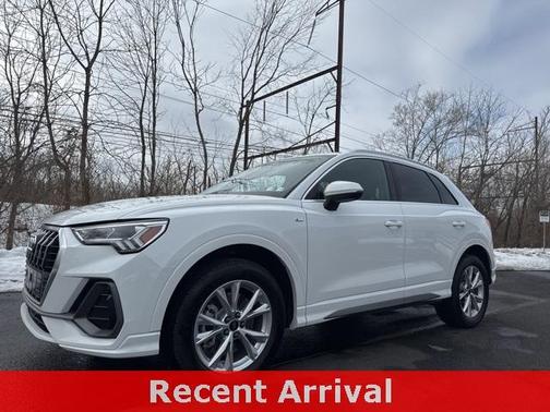 2025 Audi Q3 45 S line Premium