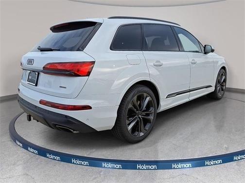 2026 Audi Q7 55 Premium Plus