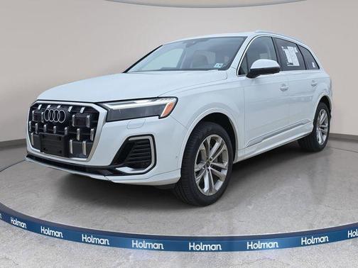 2025 Audi Q7 55 Premium Plus