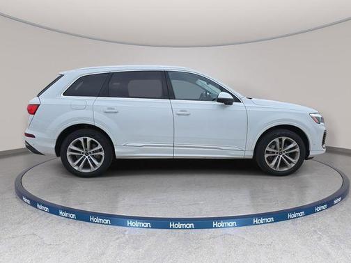 2025 Audi Q7 55 Premium Plus