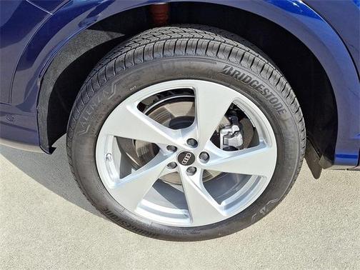 2025 Audi Q5 2.0T quattro Premium