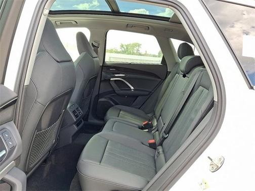 2025 Audi Q5 2.0T quattro Premium