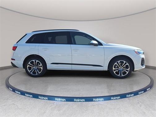 2025 Audi Q7 45 Premium Plus