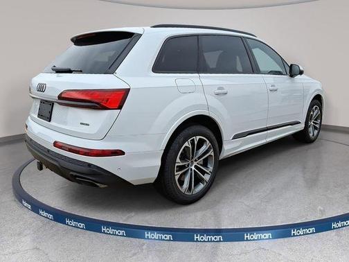 2026 Audi Q7 45 Premium