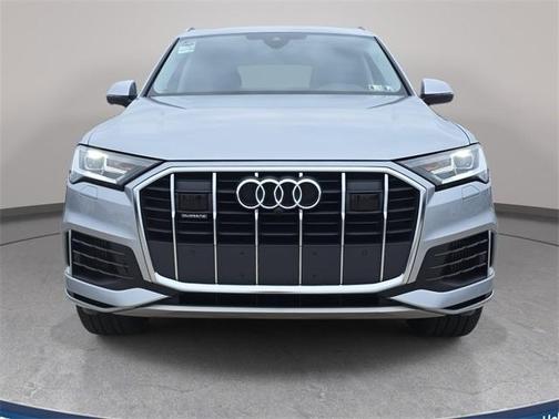 2022 Audi Q7 55 Premium Plus