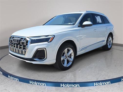 2025 Audi Q7 Premium 45 TFSI quattro Tiptronic