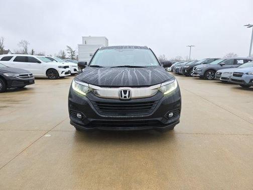 Crystal Black Pearl 2021 Honda HR-V EX