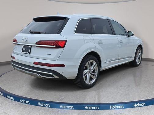 2023 Audi Q7 55 Premium Plus