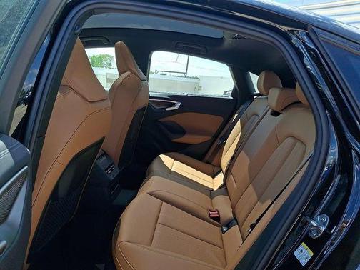 Mythos Black Metallic 2026 Audi A5