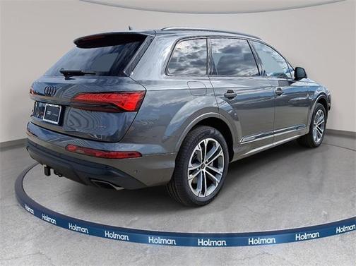2026 Audi Q7 45 Premium