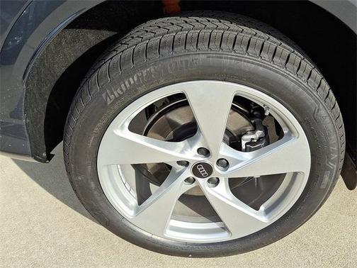 2025 Audi Q5 2.0T quattro Premium