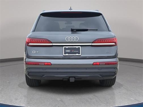 2021 Audi Q7 55 Premium Plus