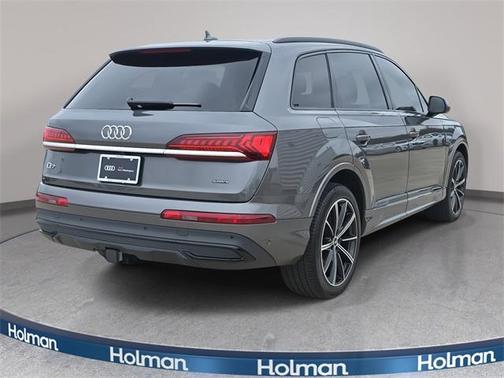 2021 Audi Q7 55 Premium Plus