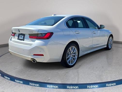 Mineral White Metallic 2024 BMW 330 i xDrive