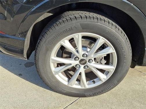 2025 Audi Q3 45 S line Premium