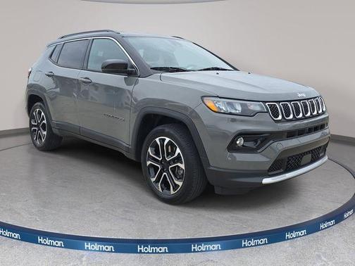 Sting Gray Clearcoat 2023 Jeep Compass Limited