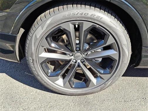 2026 Audi Q7 55 Premium Plus