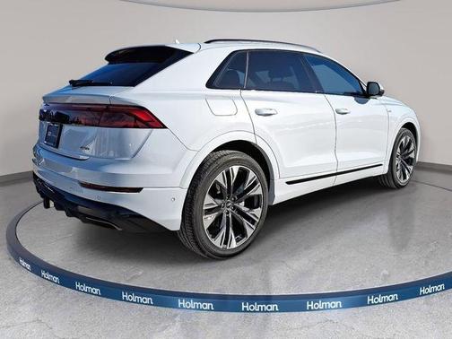 2026 Audi Q8 55 Premium