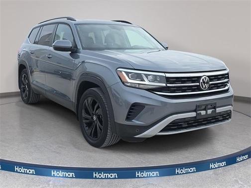 2022 Volkswagen Atlas 3.6L SE w/Technology