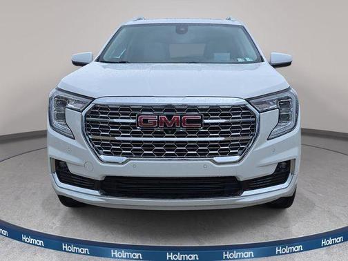 Summit White 2024 GMC Terrain Denali