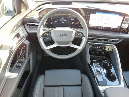 2025 Audi Q5 2.0T quattro Premium